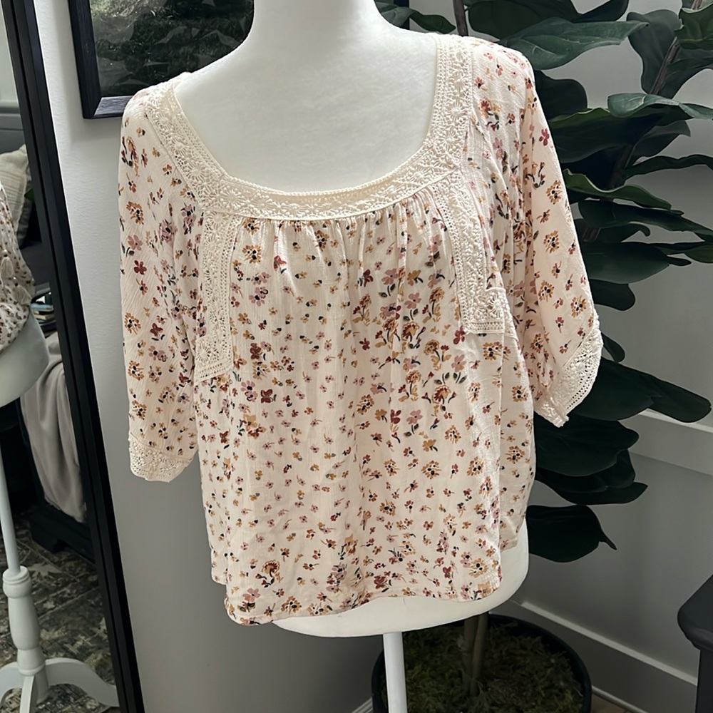 LOVESTITCH blouse